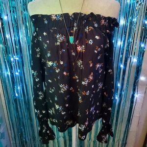 Off the shoulder top floral